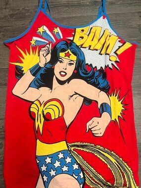 DC Comics Wonder Woman red tank top Size XXL...